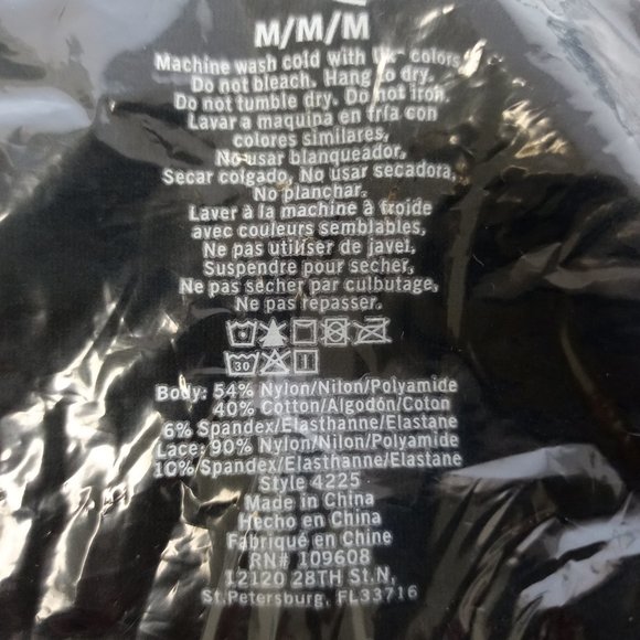 Rhonda Shear 3-Pack Cotton Blend Briefs, Medium - Picture 4 of 5